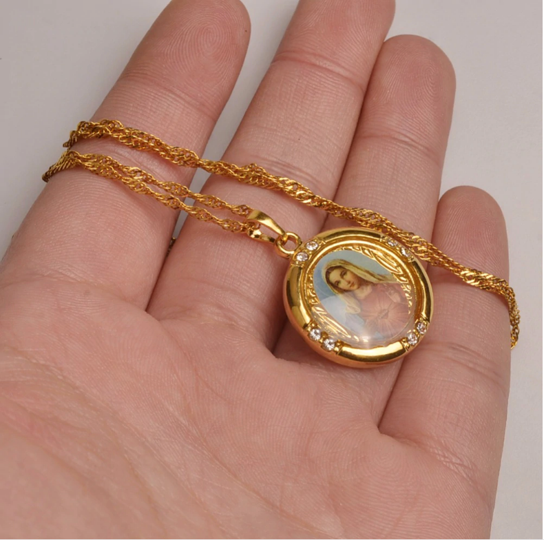 Virgin Mary Christian Pendant Necklace