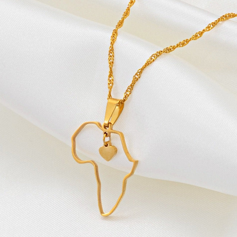 18K gold-plated Africa map necklace / charmed jewelry gift / Africa map with heart necklace for Men and Women