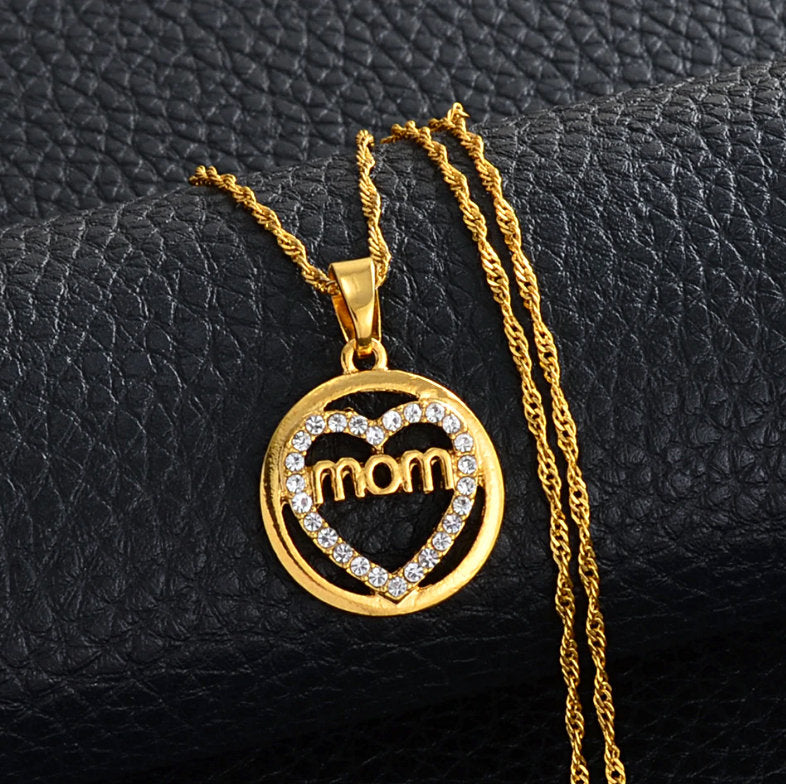 Mom Heart Pendant Necklace