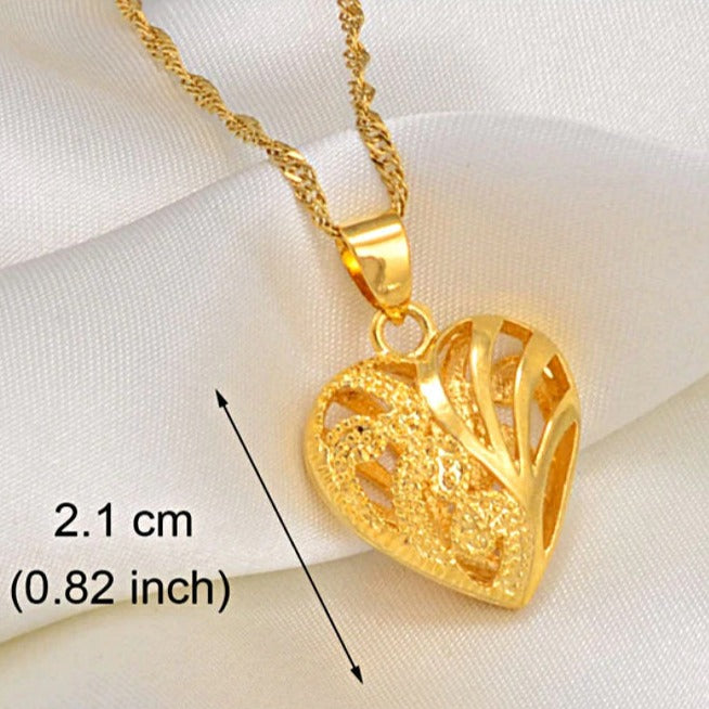 18K gold-plated Heart pendant necklace / romantic charmed jewelry gift / heart pendant gold necklace for Men and Women / Wedding gift