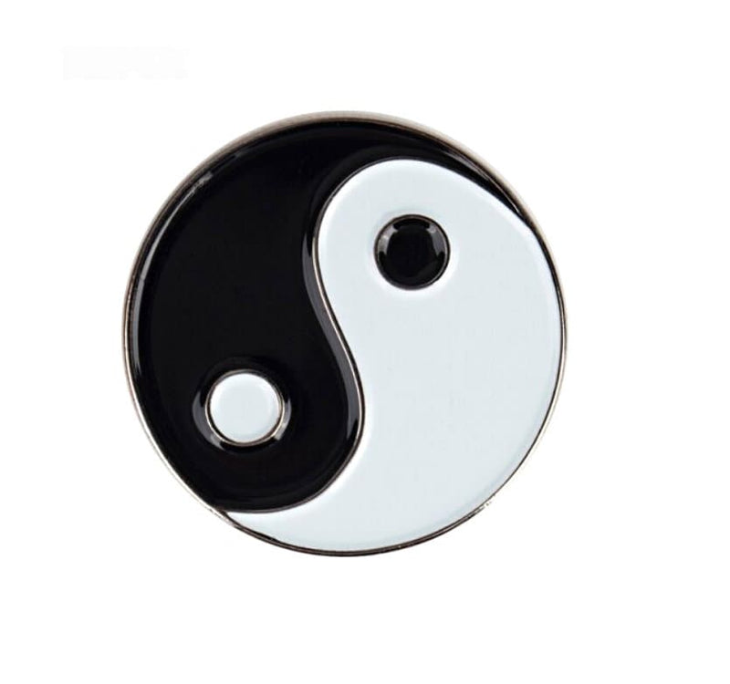 Yin Yang Flag Badge / Yin Yang Brooch / Yin Yang Lapel Pin / Yin Yang enamel pins